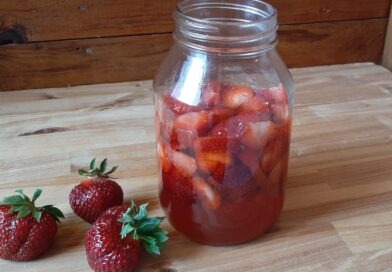 Simply superb berry vinegar