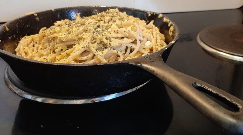 Cheesy vegan pasta