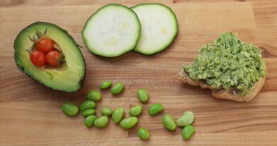 Edamame toast topper